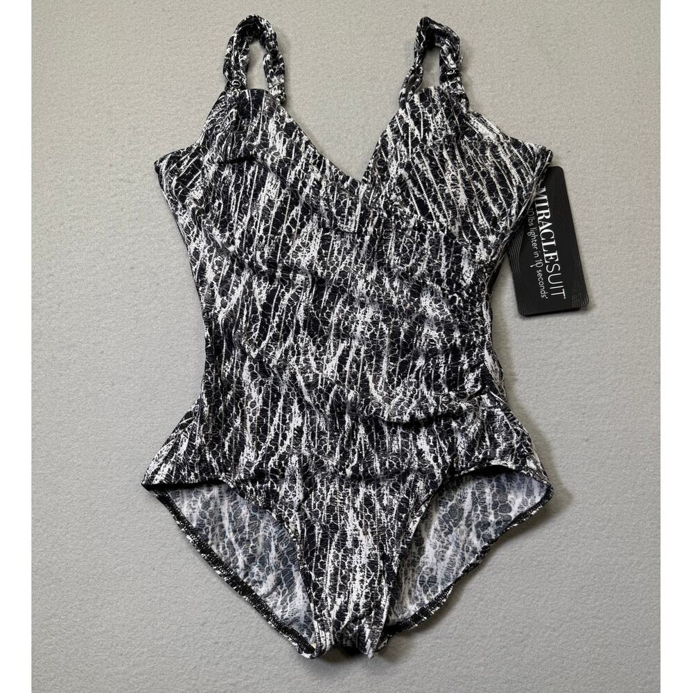 Miraclesuit Women's Chevron Python Siren Underwire1 Piece black white 12 $198